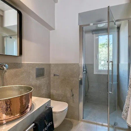 Stunning Lefkada - 2 Bedrooms - Souyadora - Infinty Pool - Far Reaching Sea Views Villa Tsoukaladhes