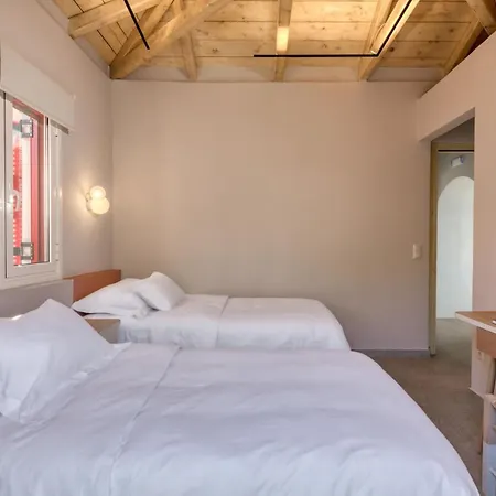 Stunning Lefkada - 2 Bedrooms - Souyadora - Infinty Pool - Far Reaching Sea Views Villa *
