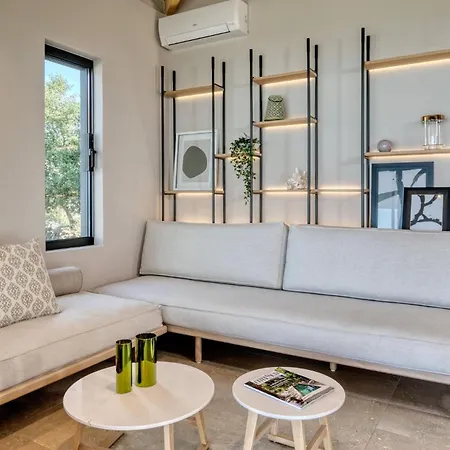 Stunning Lefkada - 2 Bedrooms - Souyadora - Infinty Pool - Far Reaching Sea Views Villa