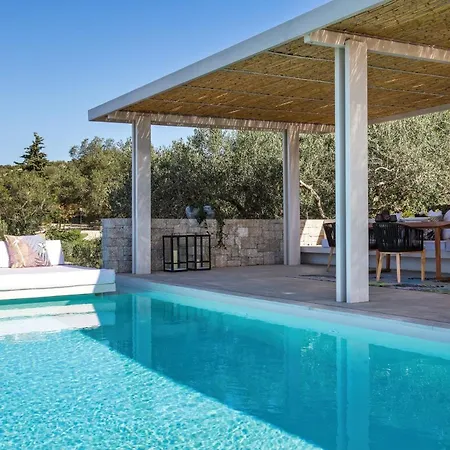 Stunning Lefkada - 2 Bedrooms - Souyadora - Infinty Pool - Far Reaching Sea Views Tsoukaladhes
